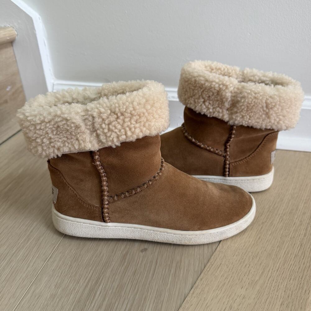 UGG Mika Classic Sneaker Boot In Chestnut Suede With Curly Shearling Cuff Sz 6